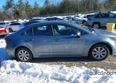 2022 Toyota Corolla Le z USA, uszkodzony, nr VIN 5YFEPMAE4NP322270